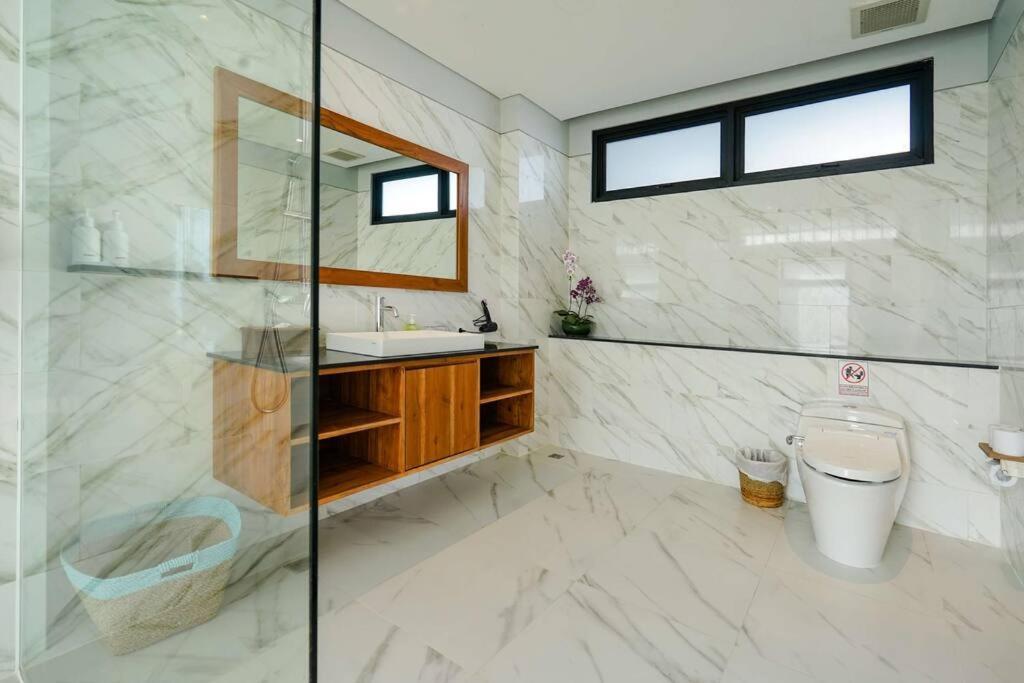 Grand Villa Uluwatu Ungasan  Ngoại thất bức ảnh