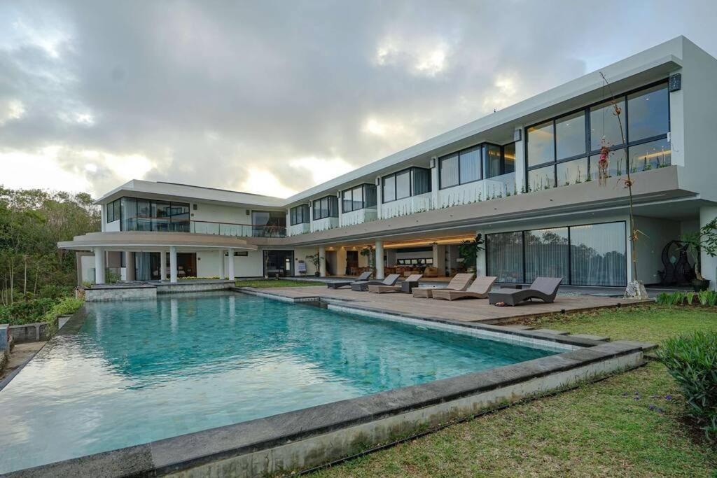 Grand Villa Uluwatu Ungasan  Ngoại thất bức ảnh